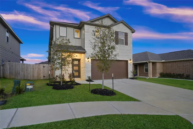 $2,400 | 18516 Amber Pine Court, Montgomery, TX 77316