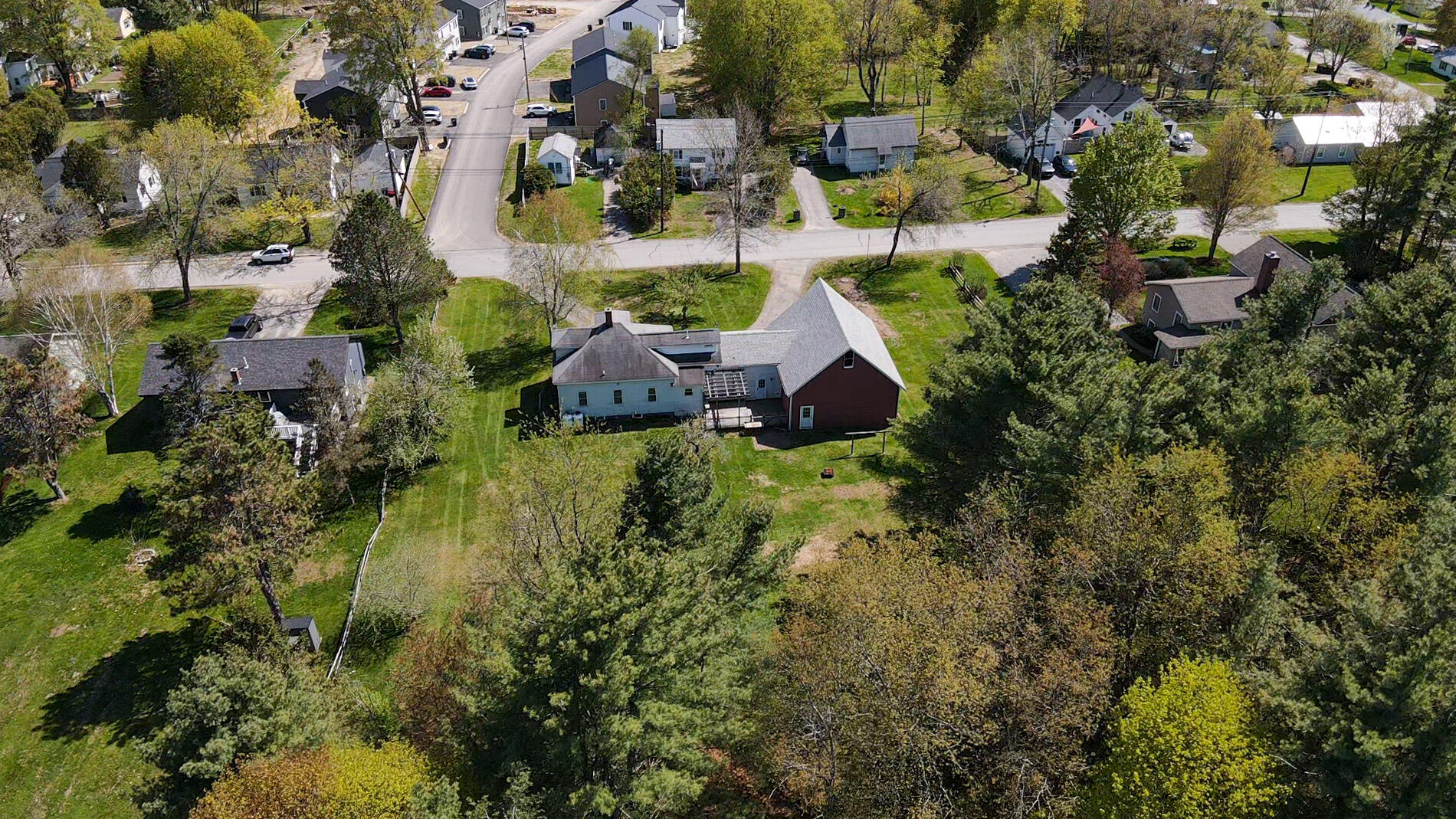 136 Lancaster Avenue Bangor, ME 04401 - Photo 5 of 44 2025-05-13-14-36-54-693