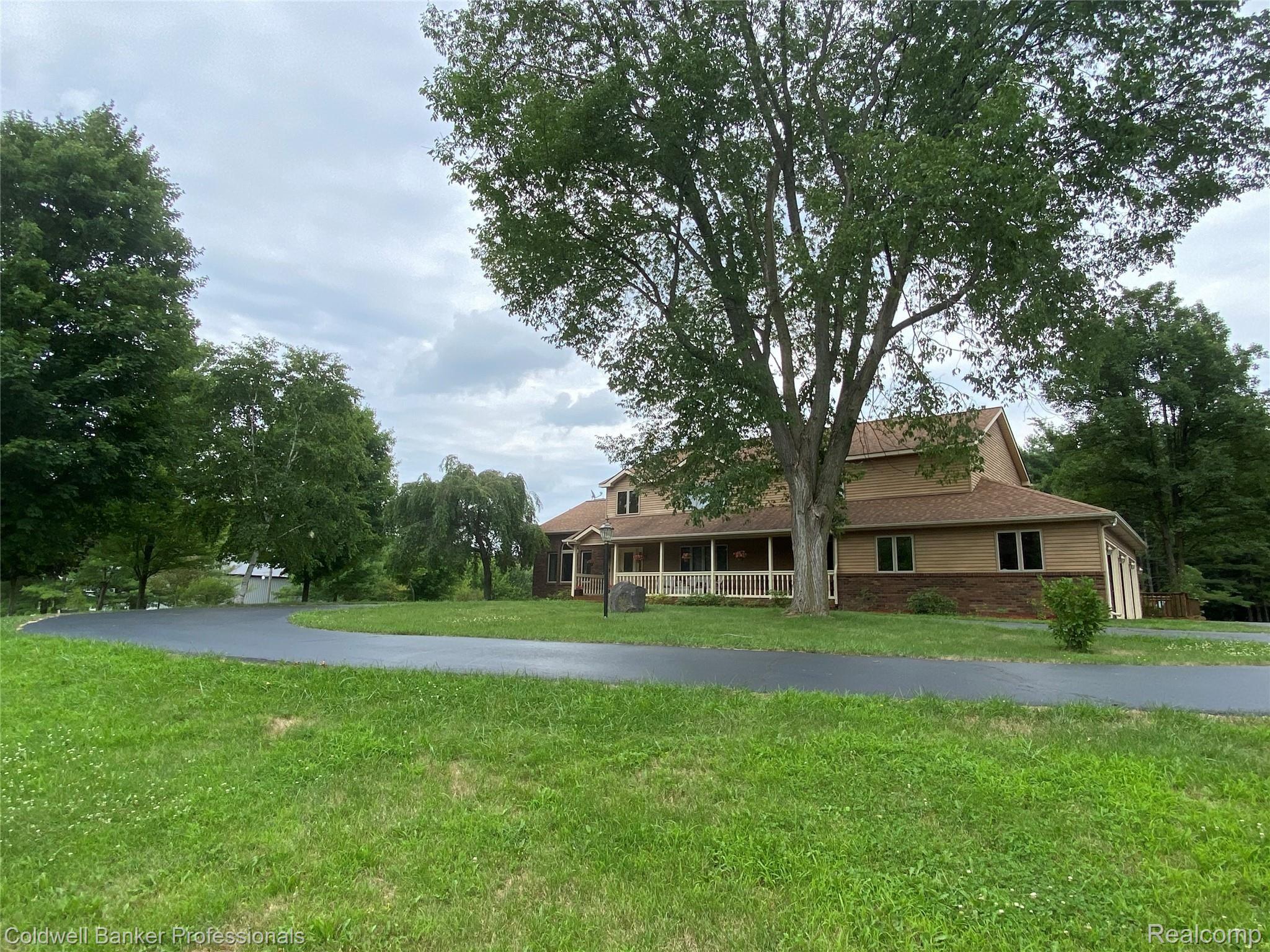 1235 Lake Nepessing Road Lapeer, MI 48446 - Photo 48 of 55 0DA99365-CA99-4A9A-98BA-22F14866C5EE.jpeg