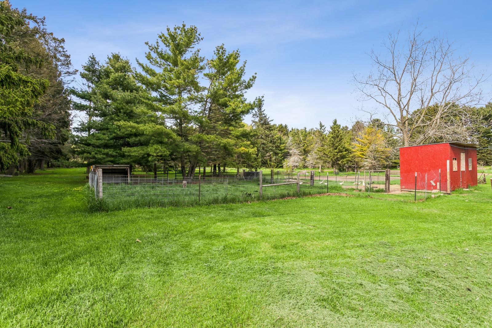 3720 East Hillcrest Road Two Rivers, WI 54241 - Photo 18 of 32