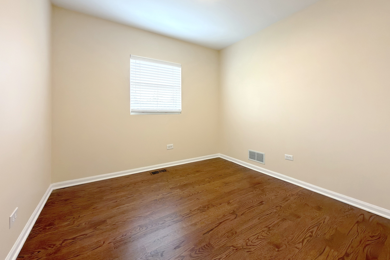 2808 Dove Street Rolling Meadows, IL 60008 - Photo 17 of 33