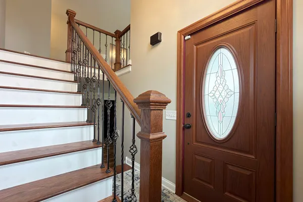 $539,000 | 2808 Dove Street, Rolling Meadows, IL 60008