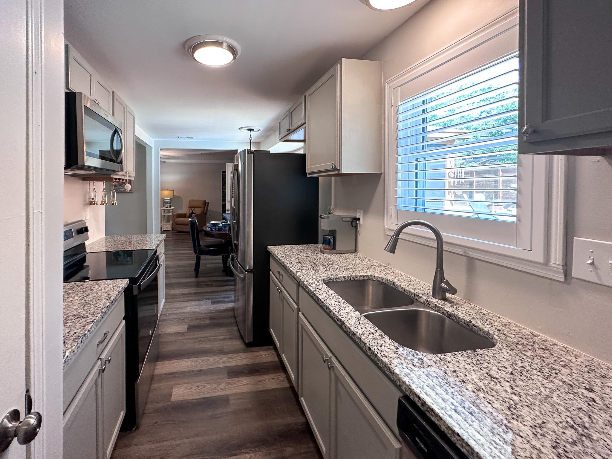 6073 Elk Grove Road Memphis, TN 38115 - Photo 8 of 25 Gallery Image 8