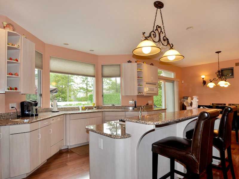77 Basil Crossing Cranston, RI 02921 - Photo 16 of 25 Kitchen.