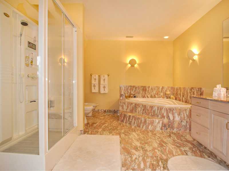 77 Basil Crossing Cranston, RI 02921 - Photo 8 of 25 Master Bath/Spa.