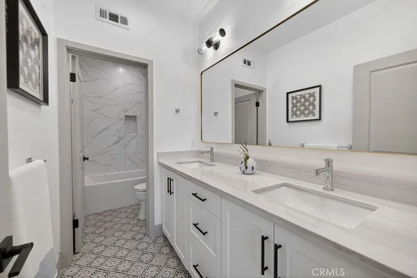 $1,239,000 | 15540 Colorado Avenue, Paramount, CA 90723