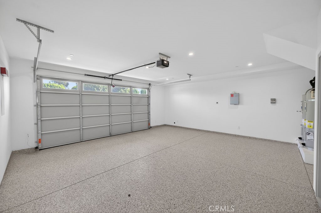 15540 Colorado Avenue Paramount, CA 90723 - Photo 51 of 63 a view of a garage