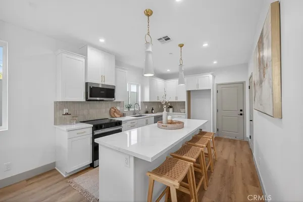 $1,239,000 | 15540 Colorado Avenue, Paramount, CA 90723