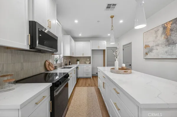 $1,239,000 | 15540 Colorado Avenue, Paramount, CA 90723