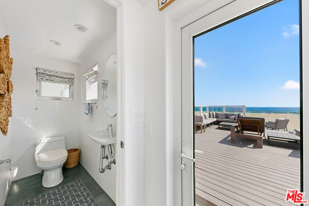 1341 Palisades Beach Road Santa Monica, CA 90401 - Photo 64 of 68