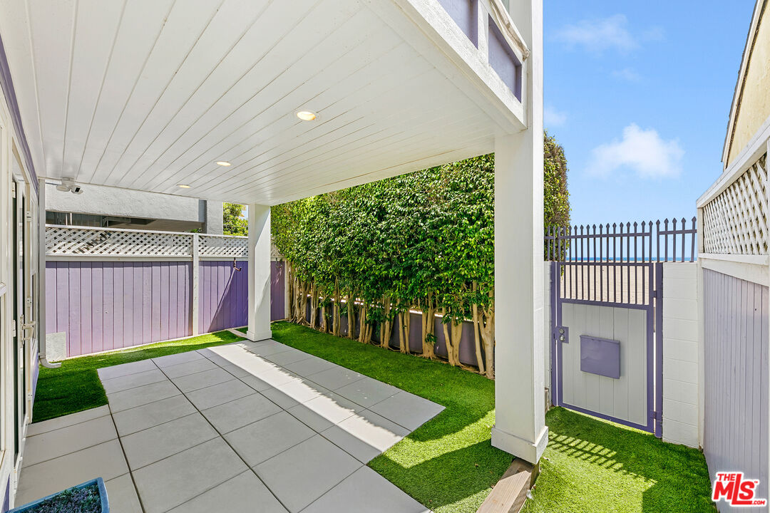 1341 Palisades Beach Road Santa Monica, CA 90401 - Photo 10 of 68