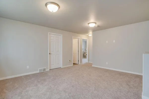 $330,000 | 7052 Benji Lane, Horace, ND 58047