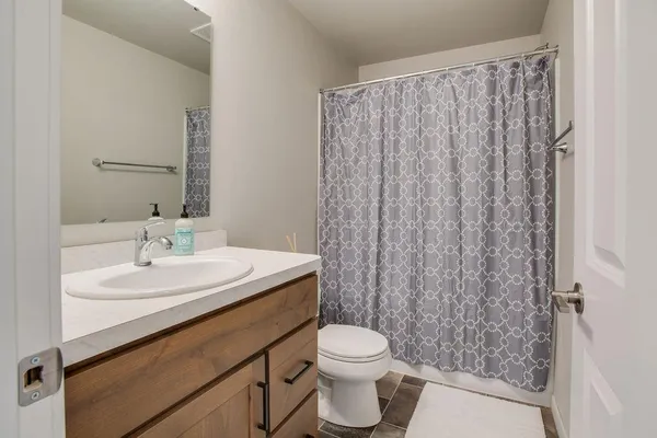 $330,000 | 7052 Benji Lane, Horace, ND 58047
