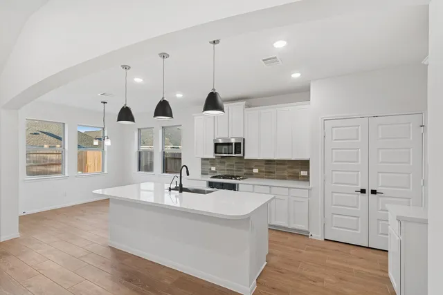 $318,334 | 32306 Tallow Crk Drive, Waller, TX 77484