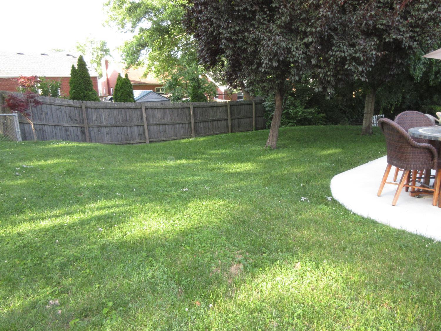 5866 Lawrence Road Cincinnati, OH 45248 - Photo 41 of 47