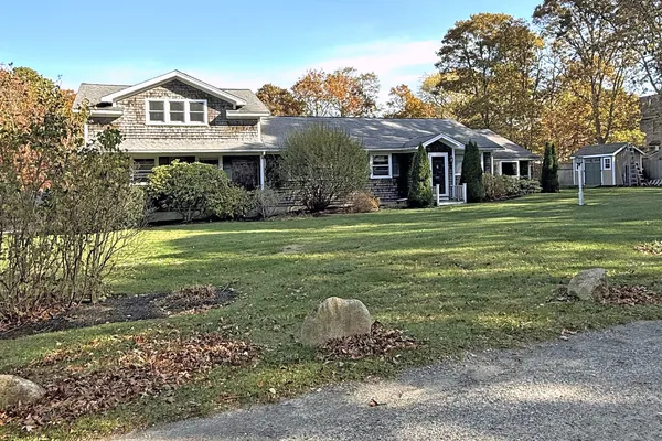 $1,995,000 | 35 Mariners Way, Edgartown, MA 02539