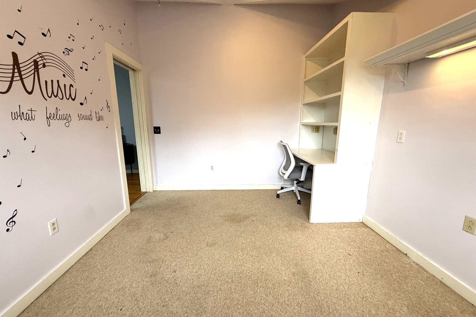 35 Mariners Way Edgartown, MA 02539 - Photo 26 of 32 a view of an empty room