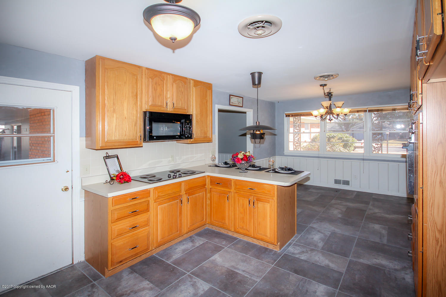 6114 Jameson Road Amarillo, TX 79106 - Photo 11 of 28 Kitchen