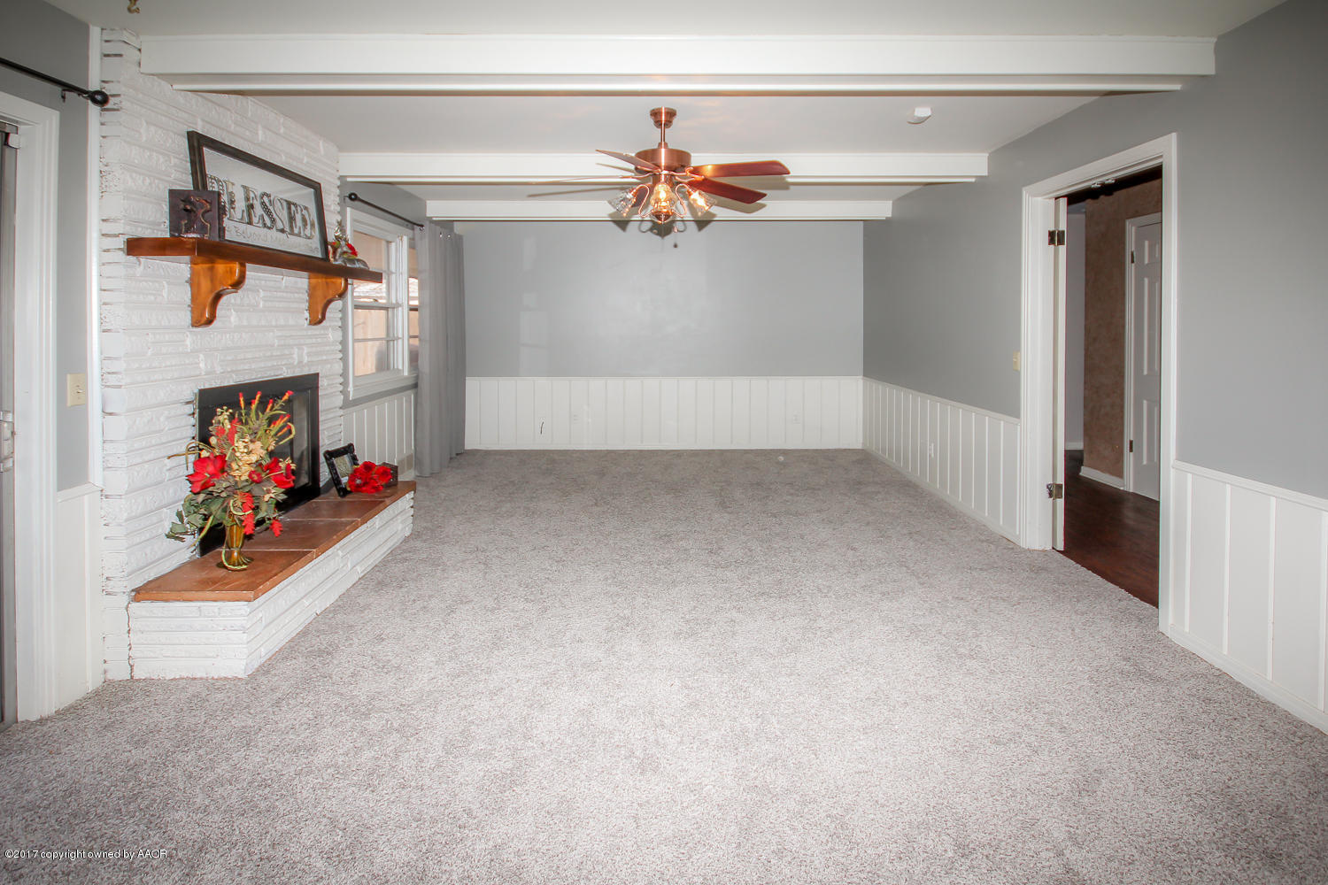 6114 Jameson Road Amarillo, TX 79106 - Photo 4 of 28 Living Area