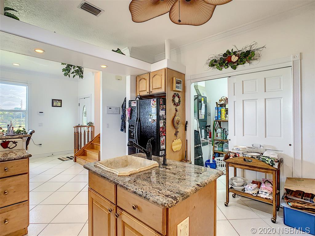 217 North Riverside Drive Edgewater, FL 32132 - Photo 12 of 49 Gallery Image 12