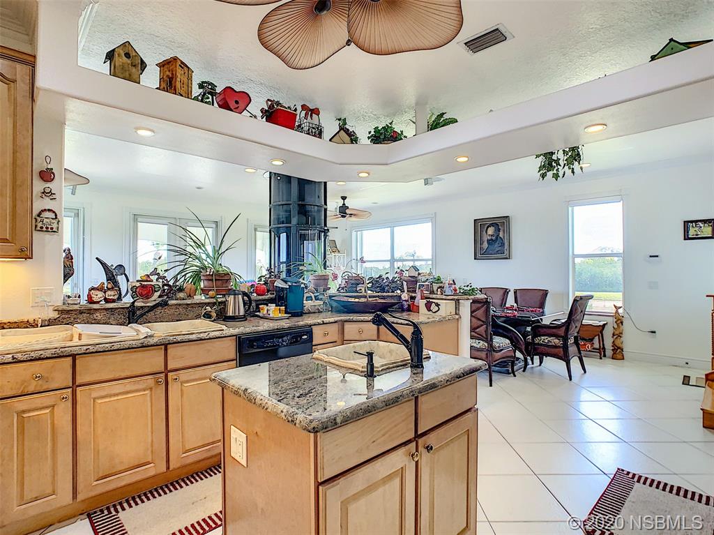 217 North Riverside Drive Edgewater, FL 32132 - Photo 13 of 49 Gallery Image 13