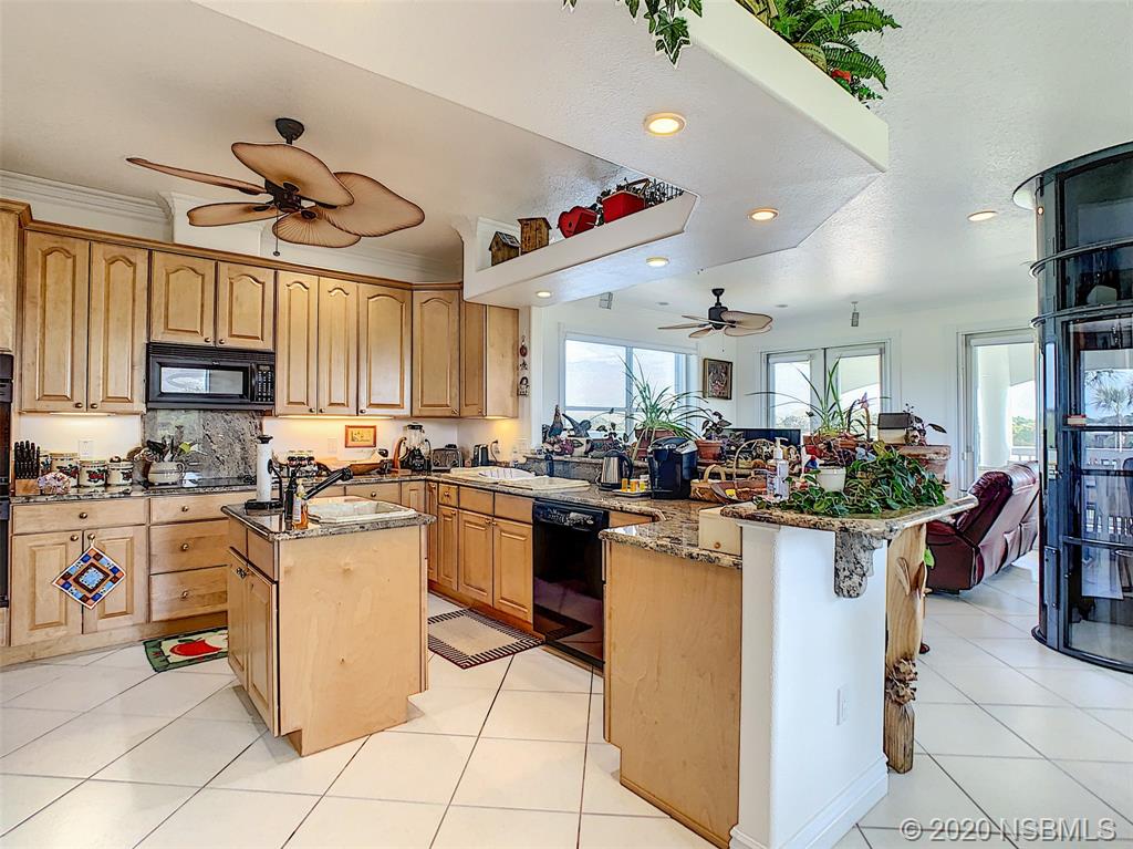 217 North Riverside Drive Edgewater, FL 32132 - Photo 10 of 49 Gallery Image 10