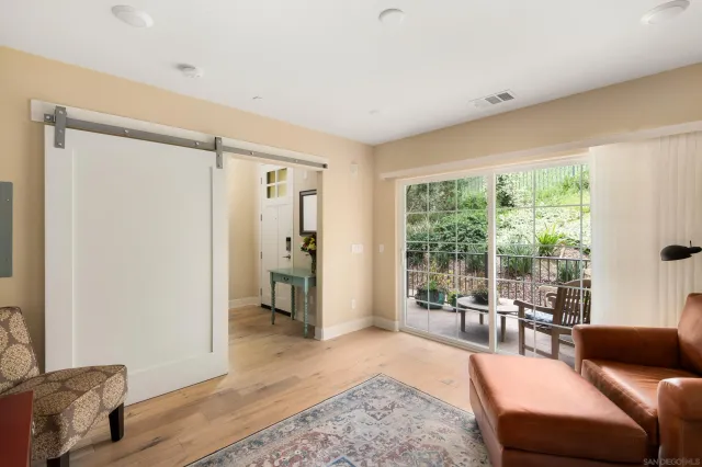 $1,495,000 | 2406 Torrey Pines Road, Unit 152, La Jolla, CA 92037