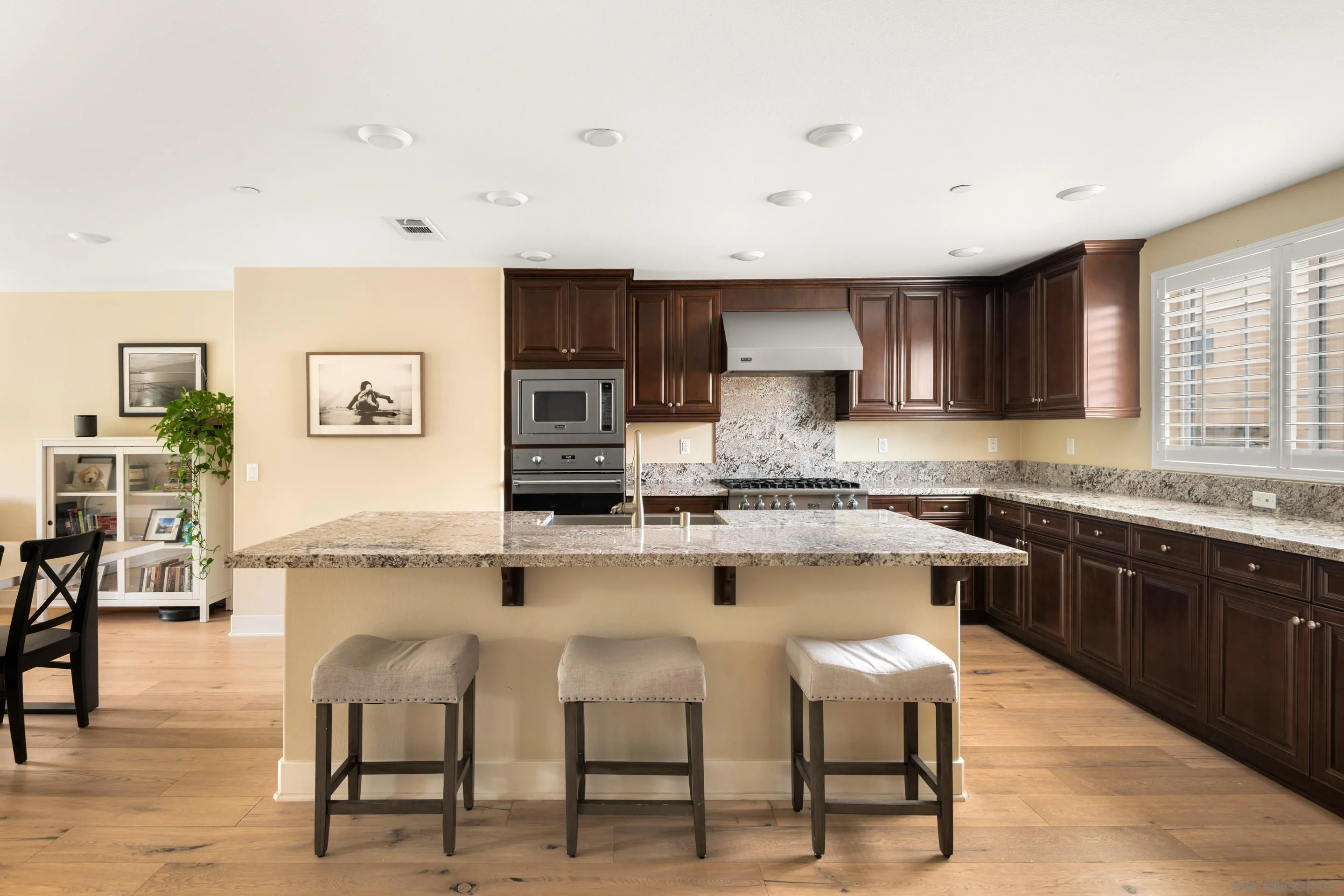 2406 Torrey Pines Road, Unit 152 La Jolla, CA 92037 - Photo 5 of 34 Kitchen