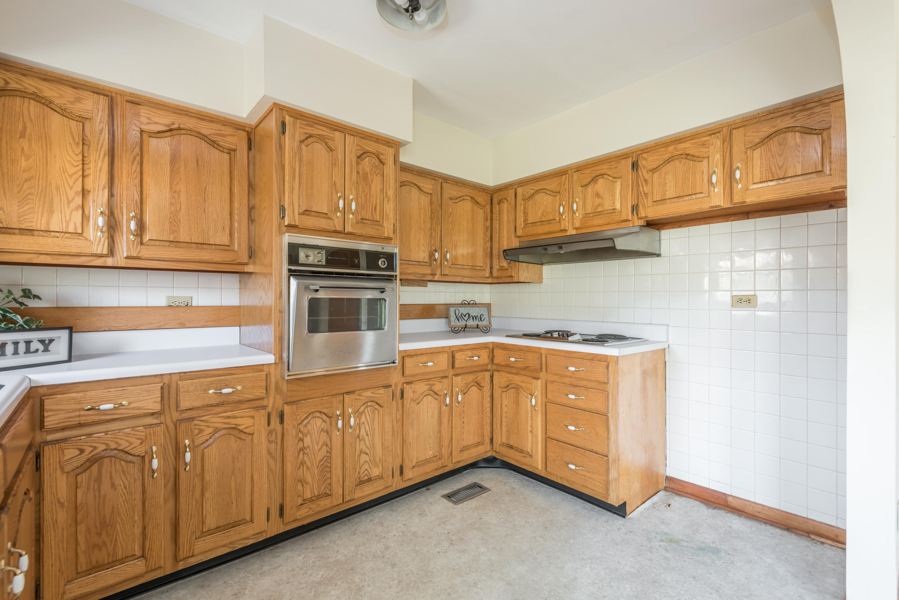 206 Quarry Road Harriman, TN 37748 - Photo 8 of 27 206QuarryRd-26