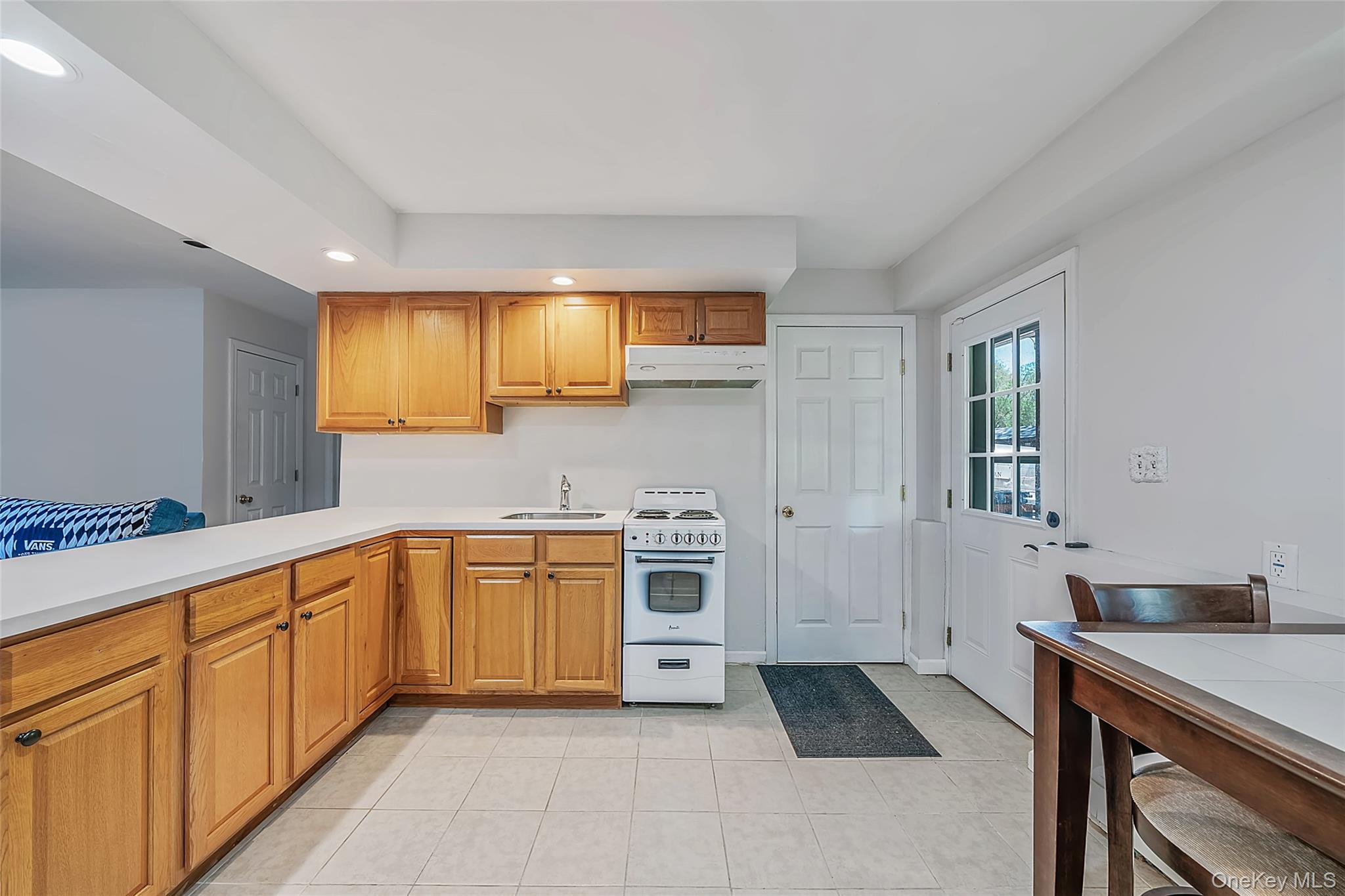 20 Rochelle Court Amityville, NY 11701 - Photo 13 of 43