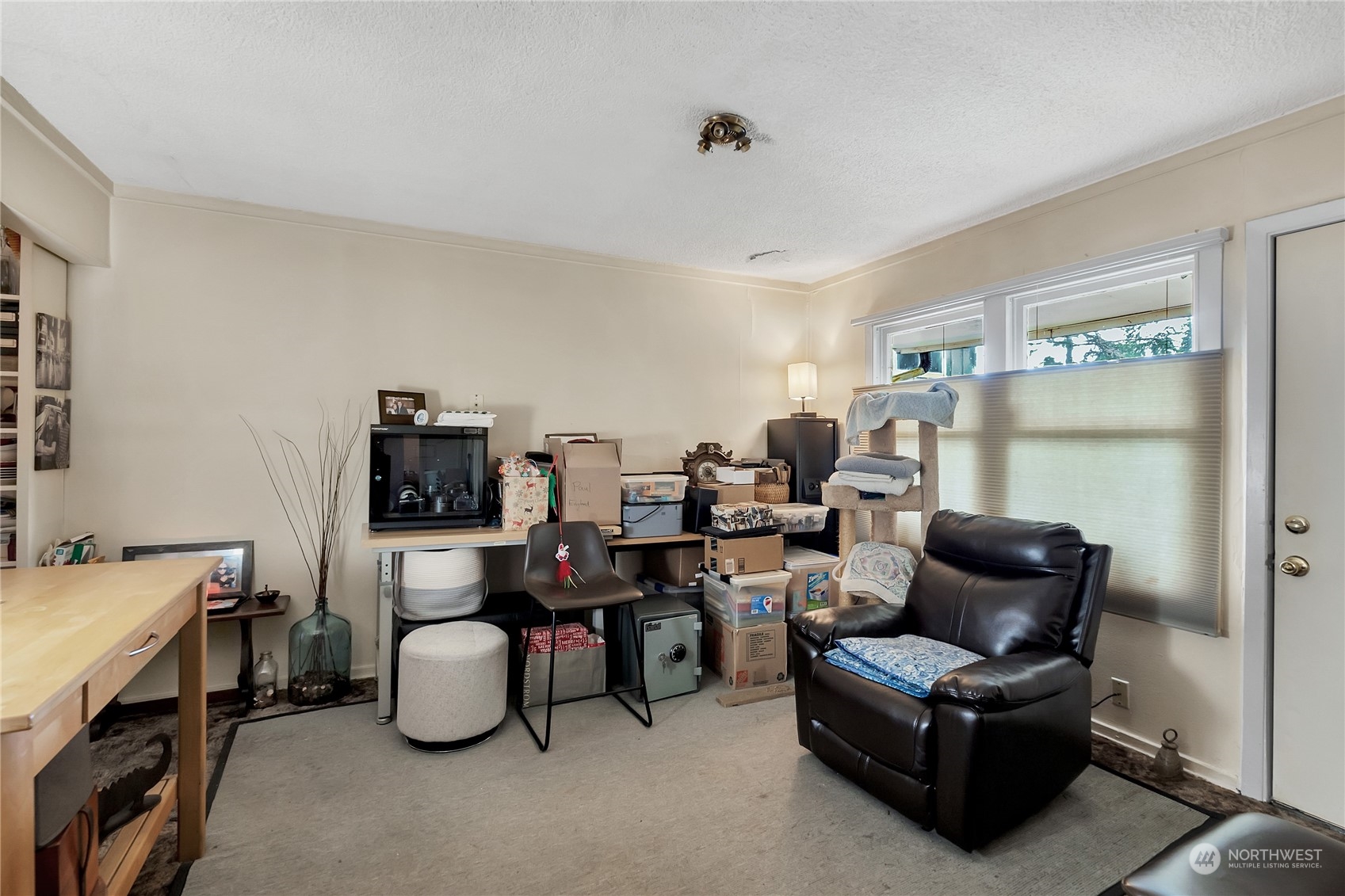 9016 236th Street Southwest, Unit 12 Edmonds, WA 98026 - Photo 9 of 18 Gallery Image 9