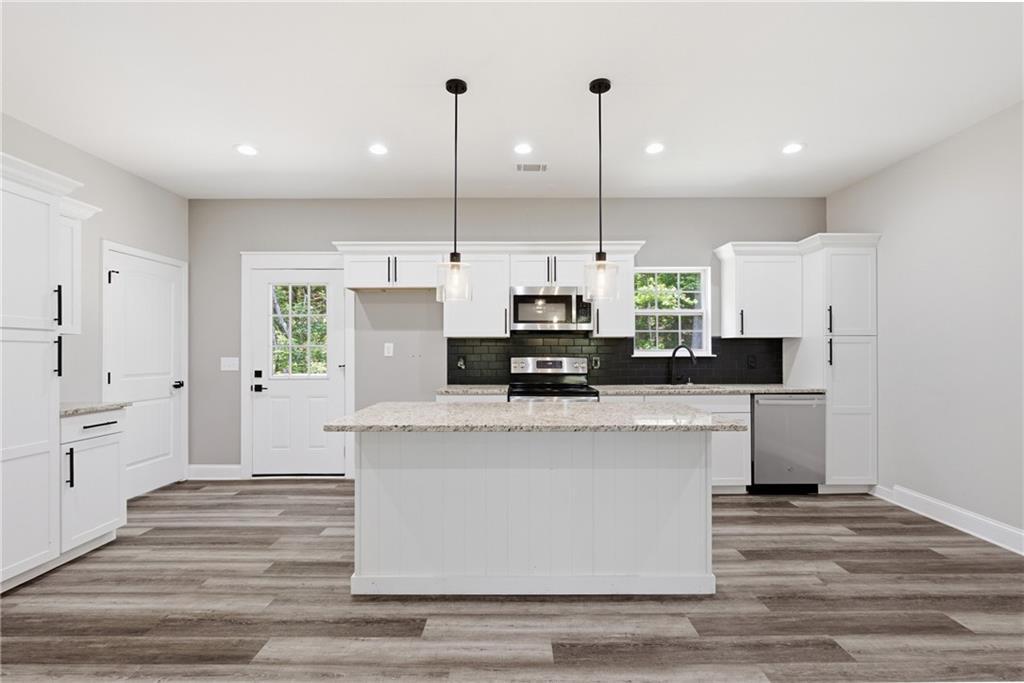 357 Orchard Way Southeast Calhoun, GA 30701 - Photo 10 of 47