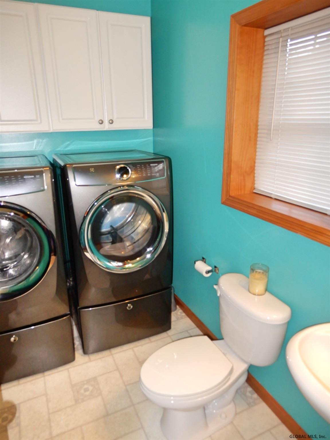 19 Tague Road Troy, NY 12182 - Photo 10 of 28 Photo 10