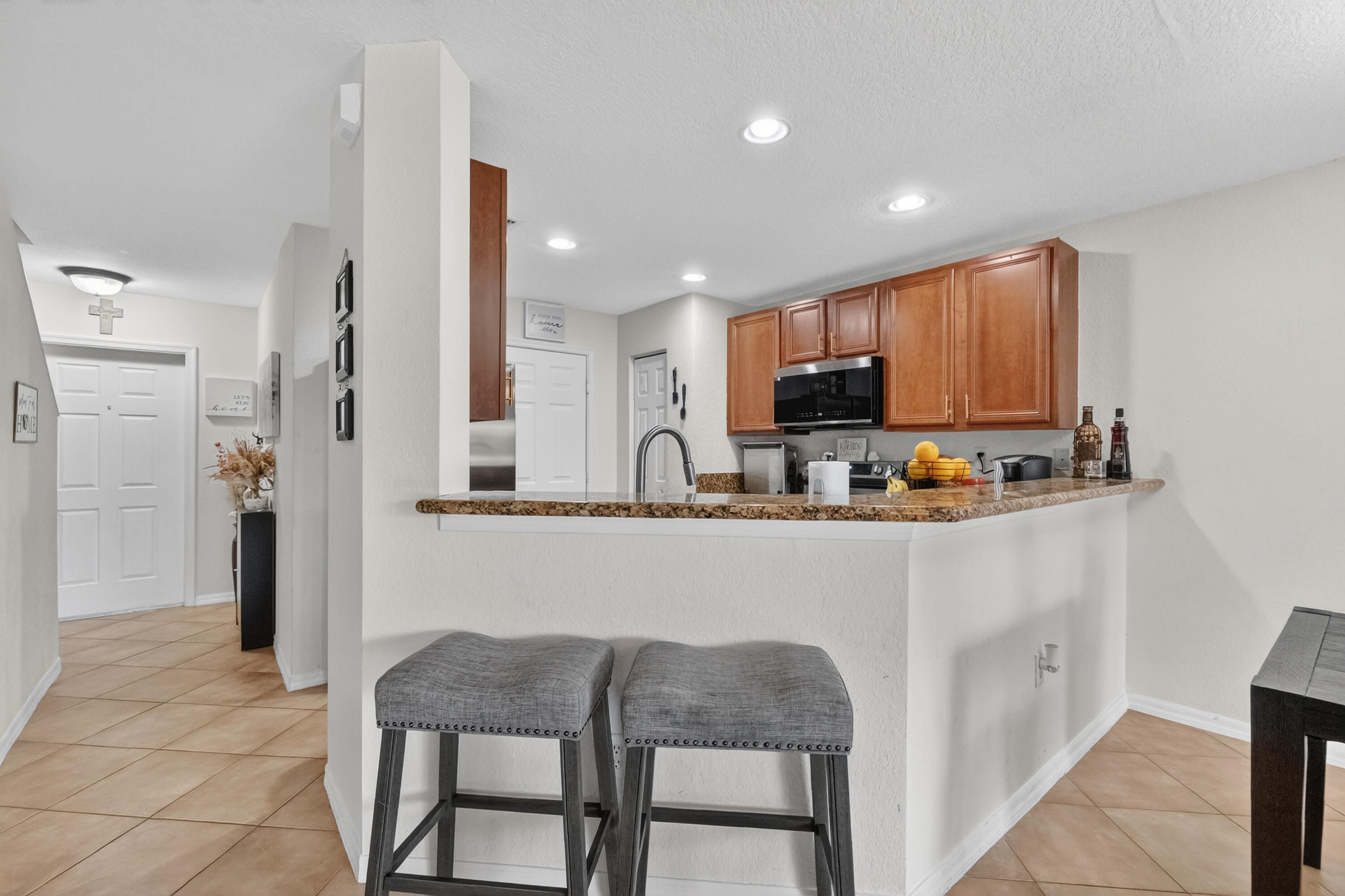 5904 Abbey Road Tamarac, FL 33321 - Photo 9 of 29 9-print-8I8A7060