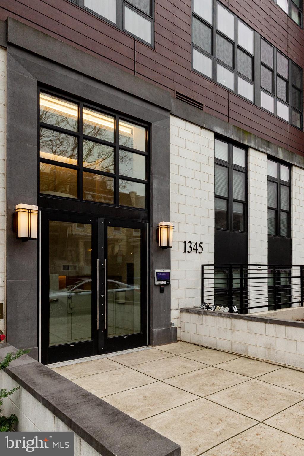 1345 K Street Southeast, Unit 407 Washington, DC 20003 - Photo 23 of 28