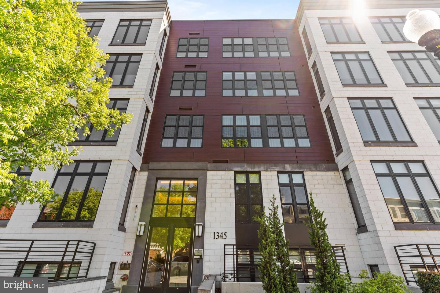 1345 K Street Southeast, Unit 407 Washington, DC 20003 - Photo 5 of 28