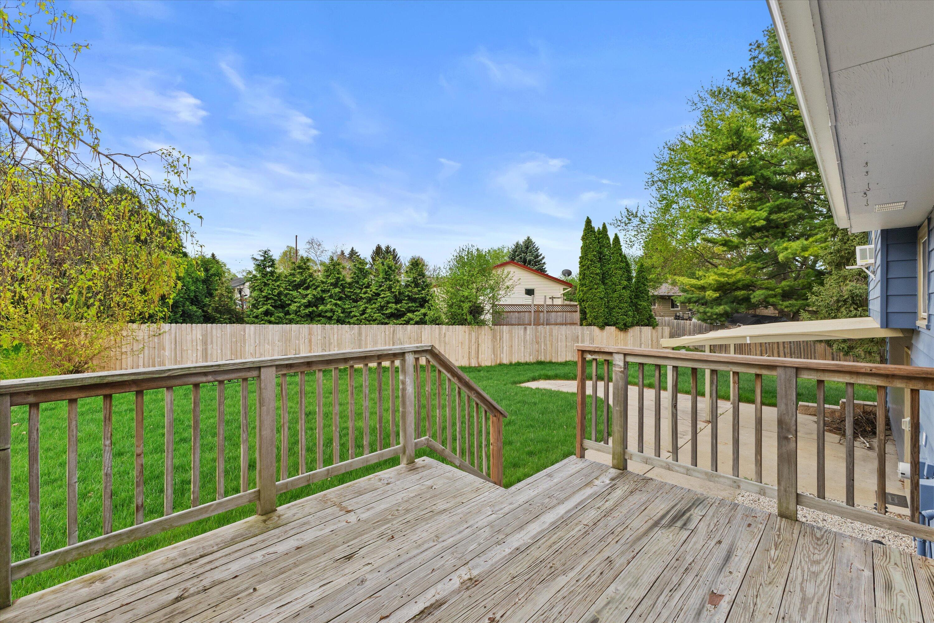 115 Conrad Court Mukwonago, WI 53149 - Photo 23 of 29 Exterior