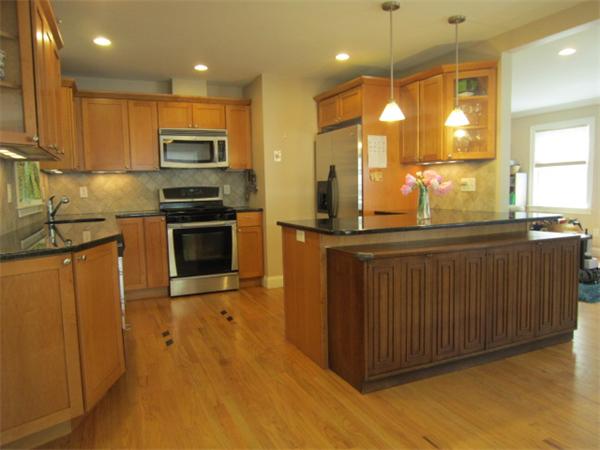 562 Trapelo Road, Unit 2 Belmont, MA 02478 - Photo 5 of 21 Gallery Image 5