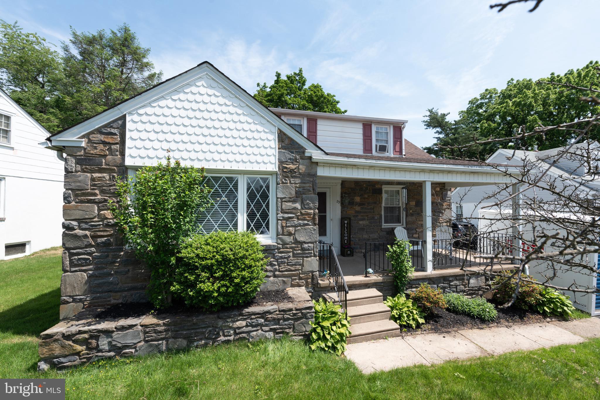 23 Locust Road Morton, PA 19070 - Photo 1 of 26