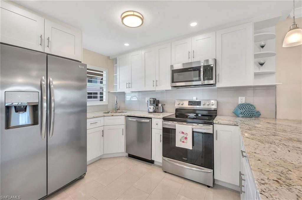 9 High Point Circle North, Unit 203 Naples, FL 34103 - Photo 8 of 16