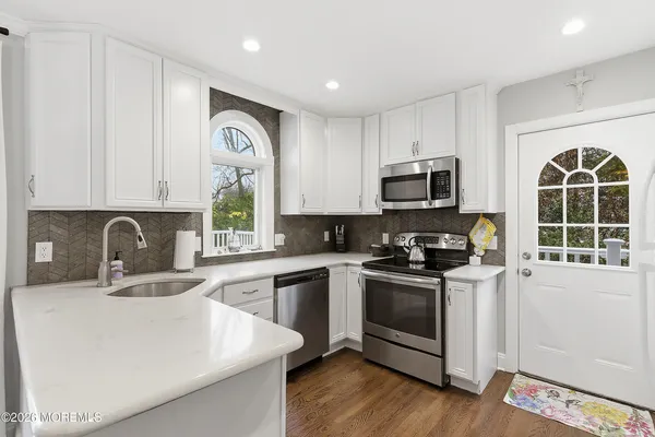 $5,500 | 96 Lakeshore Drive, Red Bank, NJ 07701