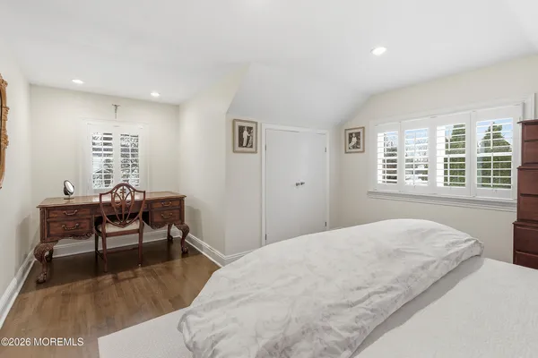 $5,500 | 96 Lakeshore Drive, Red Bank, NJ 07701