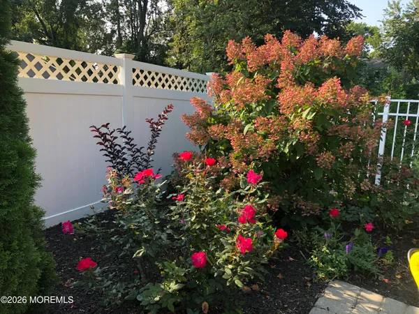 $5,500 | 96 Lakeshore Drive, Red Bank, NJ 07701