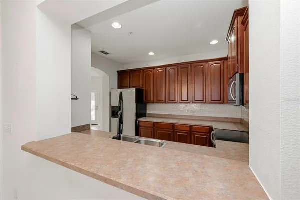 a view of a livingroom with furniture