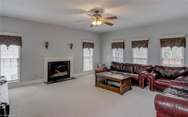 $485,000 | 3405 Peninsula Drive, Jamestown, NC 27282