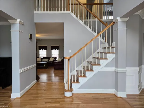 $485,000 | 3405 Peninsula Drive, Jamestown, NC 27282