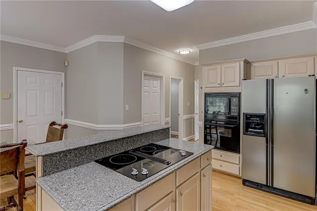 $485,000 | 3405 Peninsula Drive, Jamestown, NC 27282