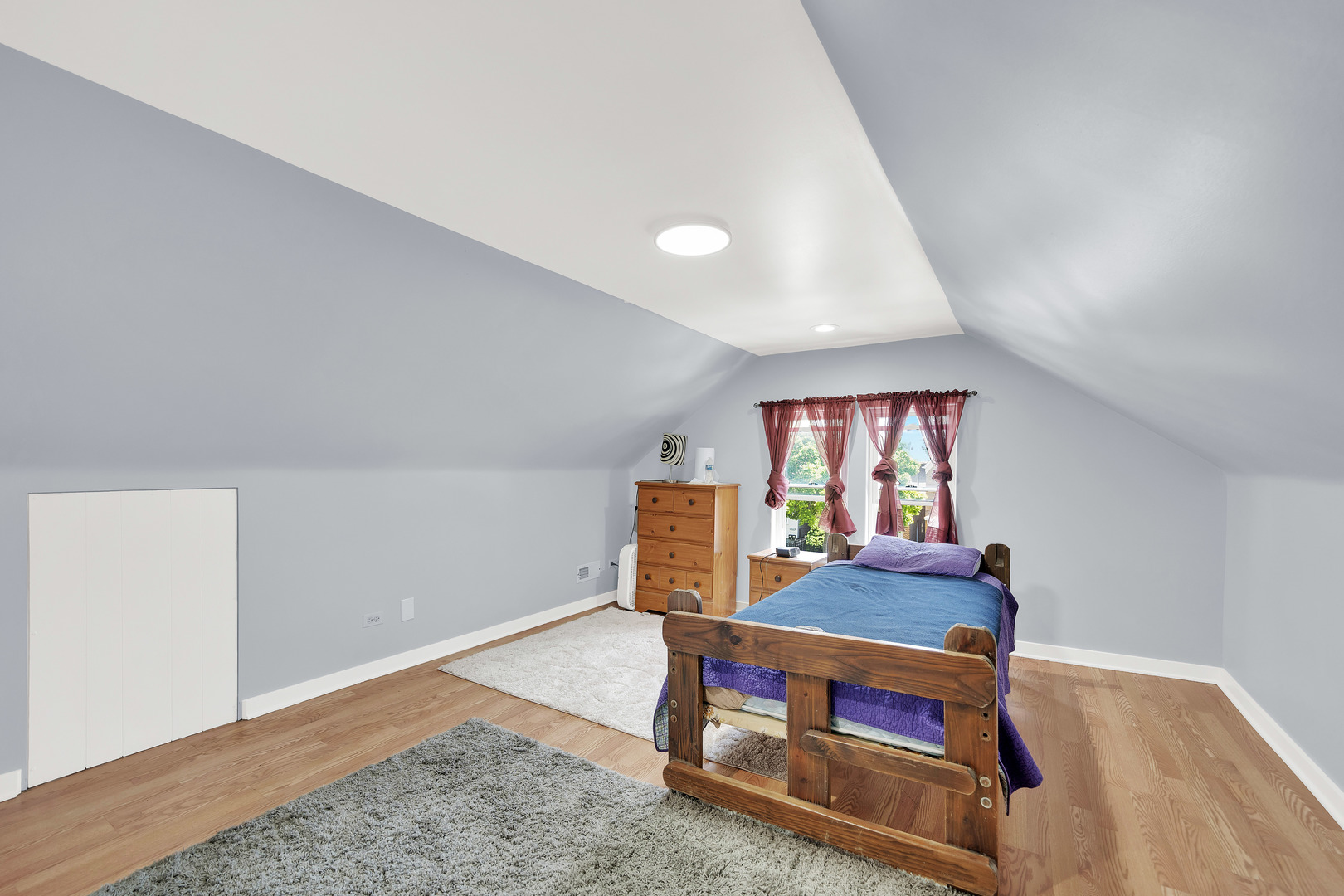 3826 South Honore Street Chicago, IL 60609 - Photo 11 of 19 a room with furniture and window