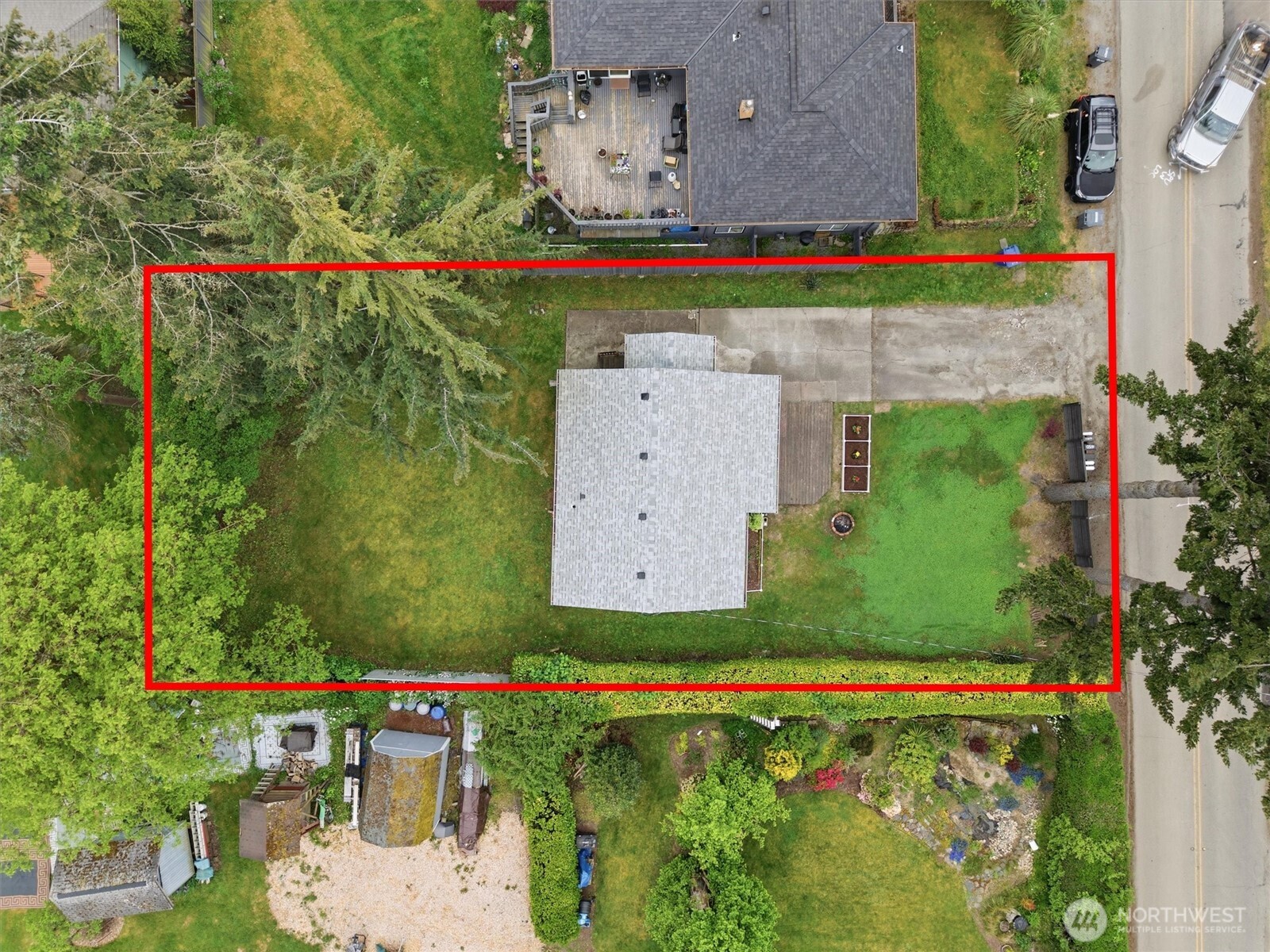1651 Southwest 114th Street Seattle, WA 98146 - Photo 34 of 37 an aerial view of a tennis court