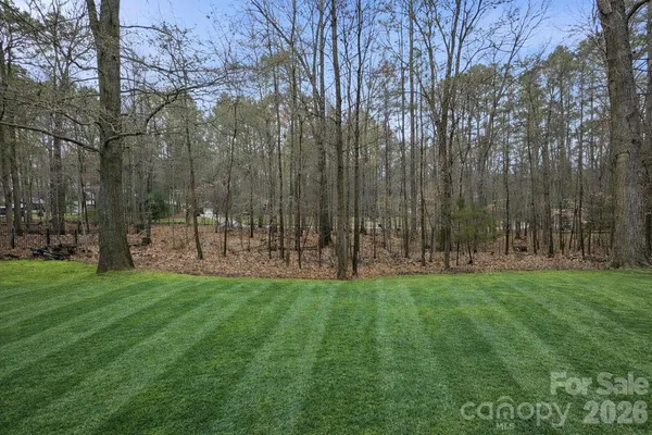 $899,000 | 905 Patricians Lane, Wesley Chapel, NC 28110